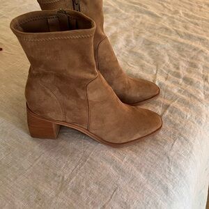 Dolce Vita Indiga Booties